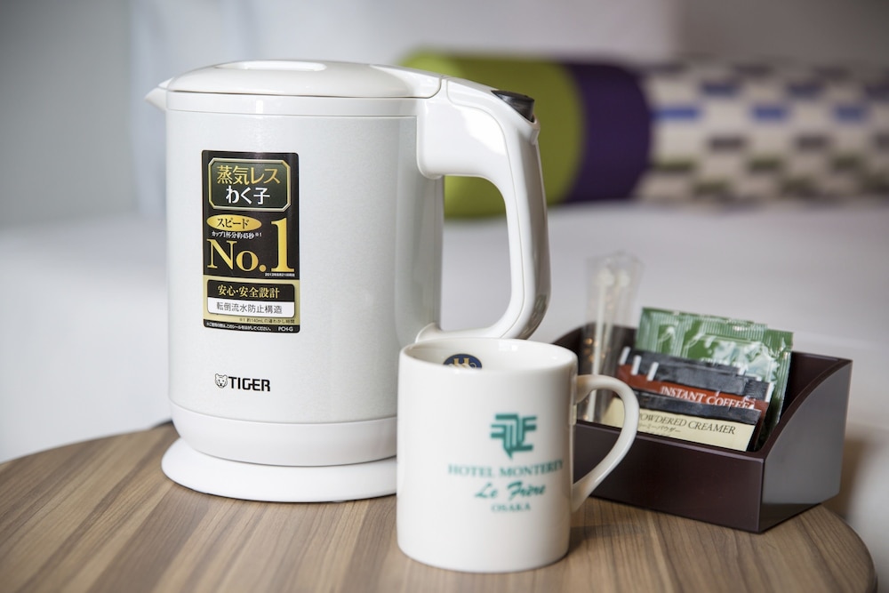 お部屋タイプおまかせ (ツインまたはダブル) (禁煙) 19平米 客室の設備とサービス2 | ホテルモントレ　ル・フレール大阪