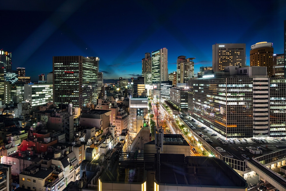 ダブルルーム（禁煙）19平米 施設からの眺望1 | ホテルモントレ　ル・フレール大阪