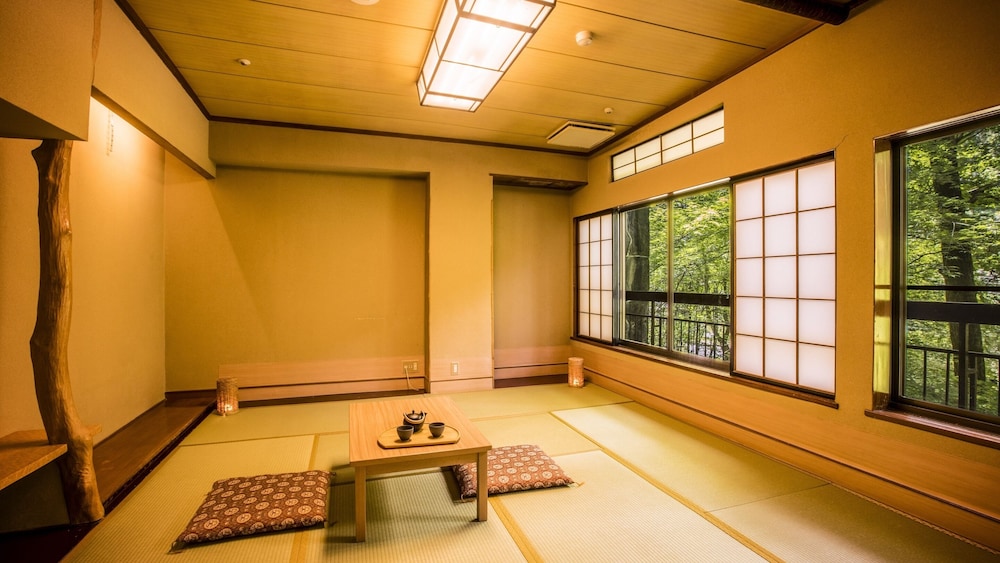 客室1 | 大江戸温泉物語 宇奈月グランドホテル