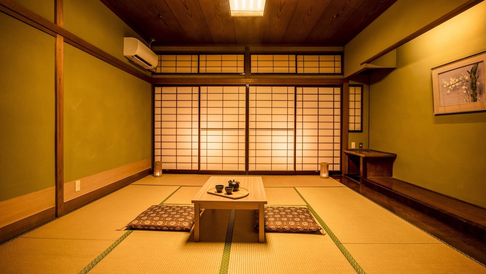 [禁煙] スタンダード和室 内風呂あり | 大江戸温泉物語 宇奈月グランドホテル