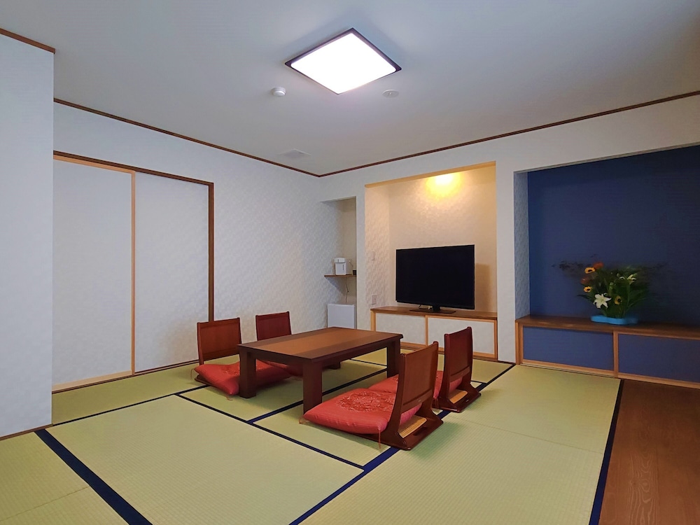 スーペリア和室 禁煙 客室2 | ツーリスト美乃和