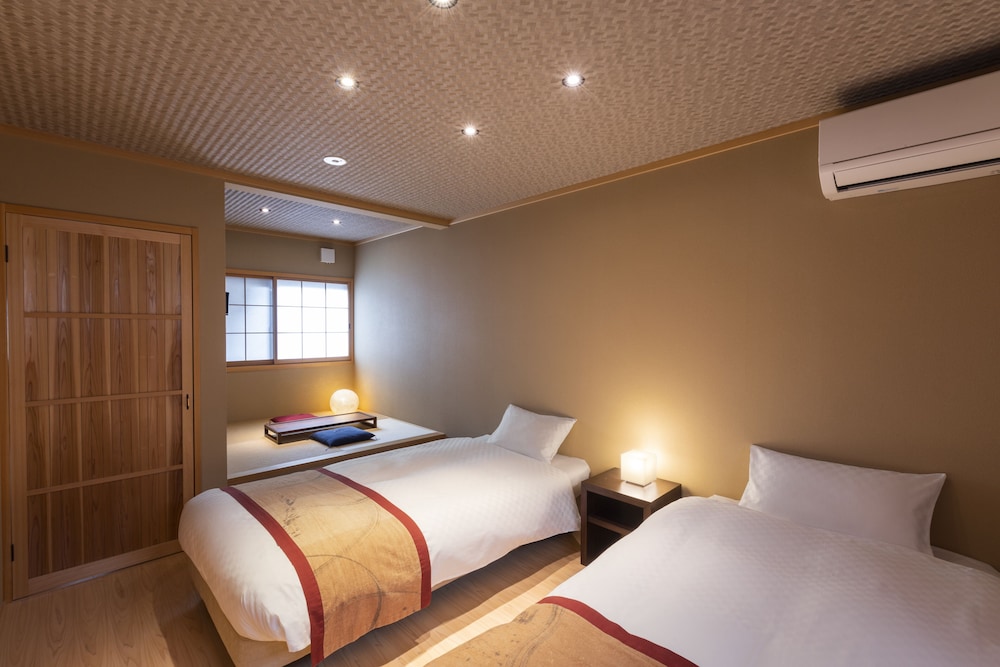 町屋 客室13 | 鈴　宮川町　椿