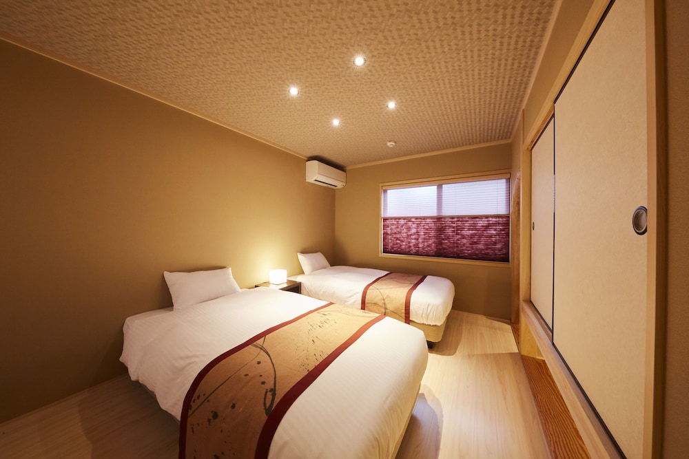 町屋 客室3 | 鈴　宮川町　椿