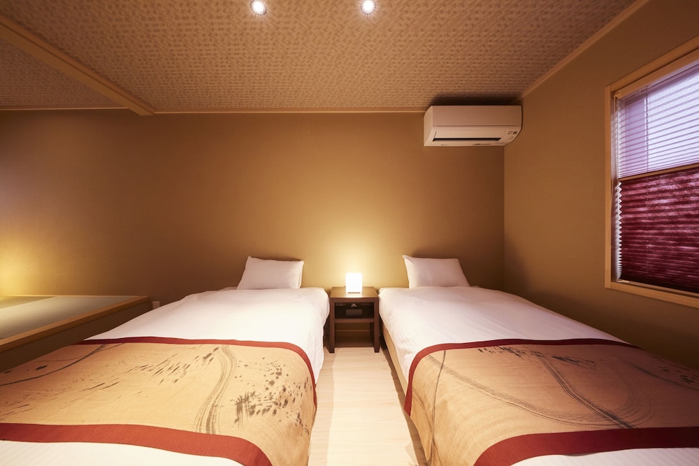 町屋 客室7 | 鈴　宮川町　椿