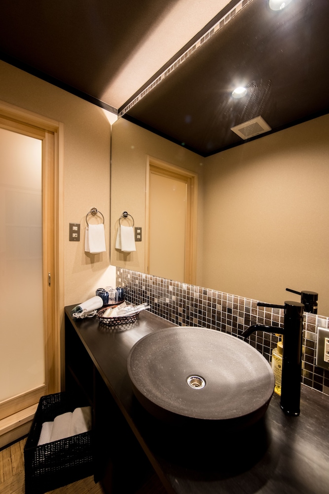 町屋 バスルームのシンク1 | 鈴　万寿寺