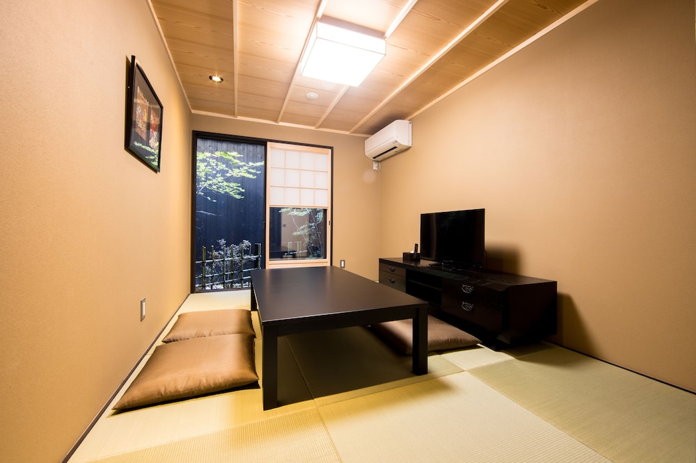 客室1 | 鈴　万寿寺