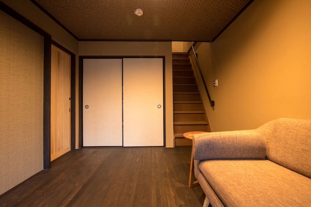 町屋 客室8 | 鈴　万寿寺