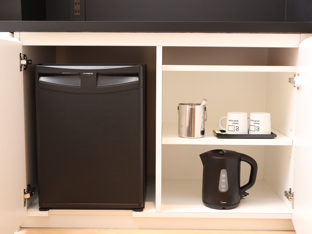 スタンダートセミダブル (禁煙) 客室の設備とサービス0 | ホテル・アンドルームス名古屋栄