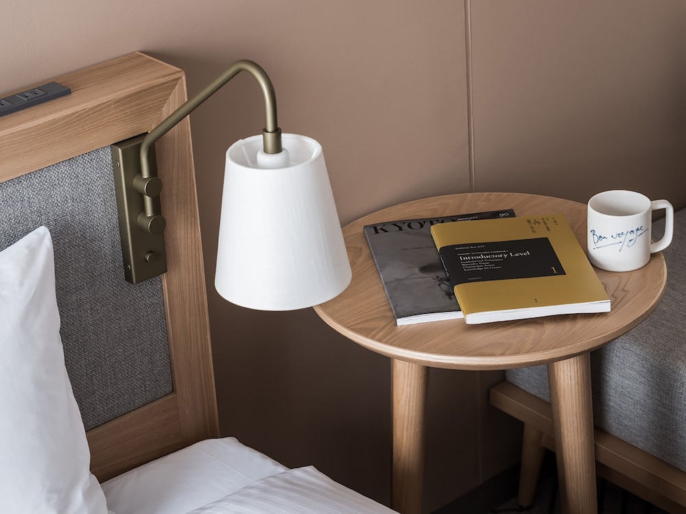 Standard Twin 客室5 | RAKURO 京都 by THE SHARE HOTELS