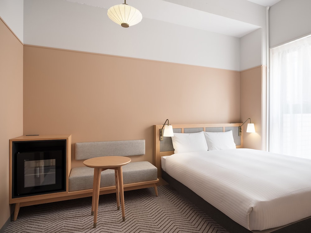 Standard Queen 客室1 | RAKURO 京都 by THE SHARE HOTELS