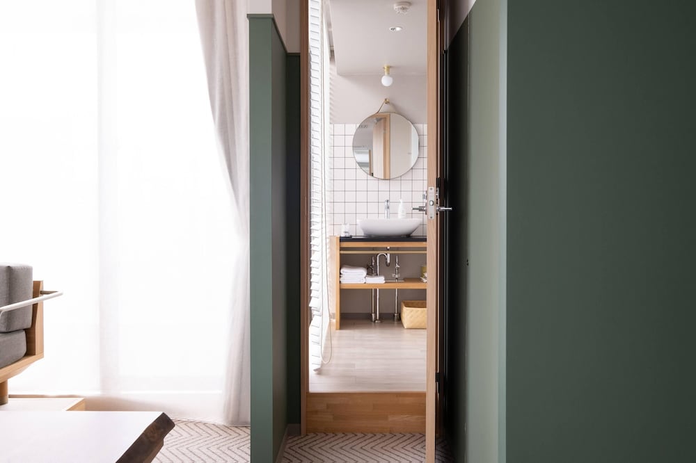 Junior Suite 客室7 | RAKURO 京都 by THE SHARE HOTELS