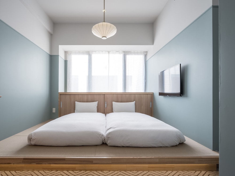 Moderate Large with Japanese-style 客室1 | RAKURO 京都 by THE SHARE HOTELS