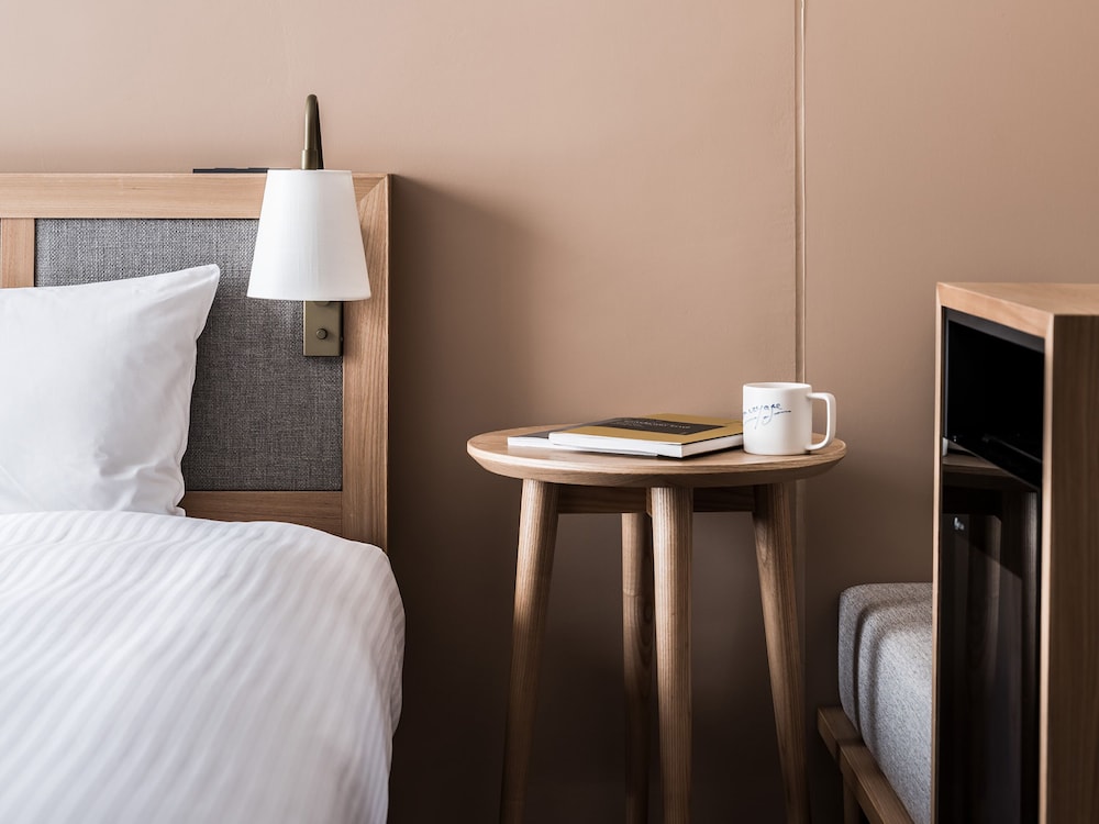 Standard Twin 客室4 | RAKURO 京都 by THE SHARE HOTELS