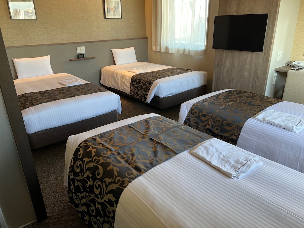 ファミリー ルーム 客室1 | ポルタ イン 弁天町