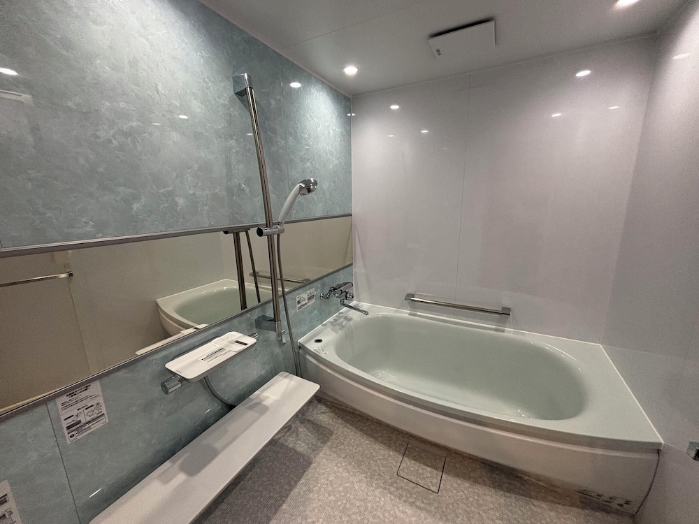 ジャパニーズウェスタンルーム5 バスルーム1 | ポルタ イン 弁天町