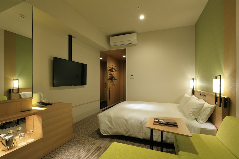 ダブルルーム 禁煙 テラス 客室1 | カンデオホテルズ奈良橿原