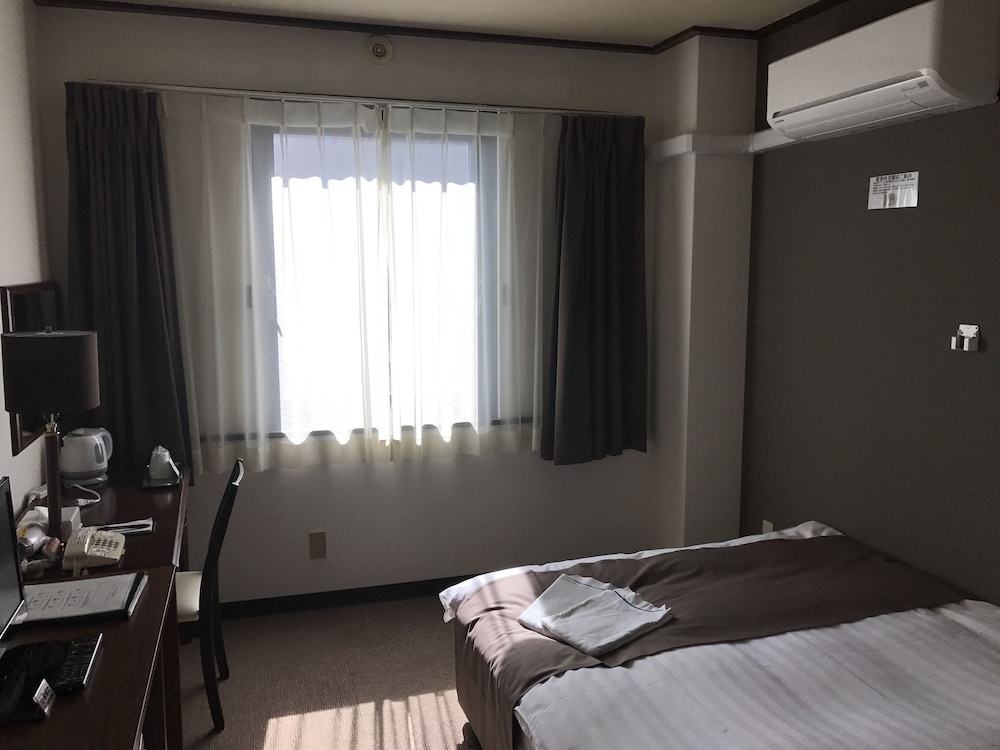 ダブルルーム 喫煙可 | ホテル苫小牧グリーンヒルズ