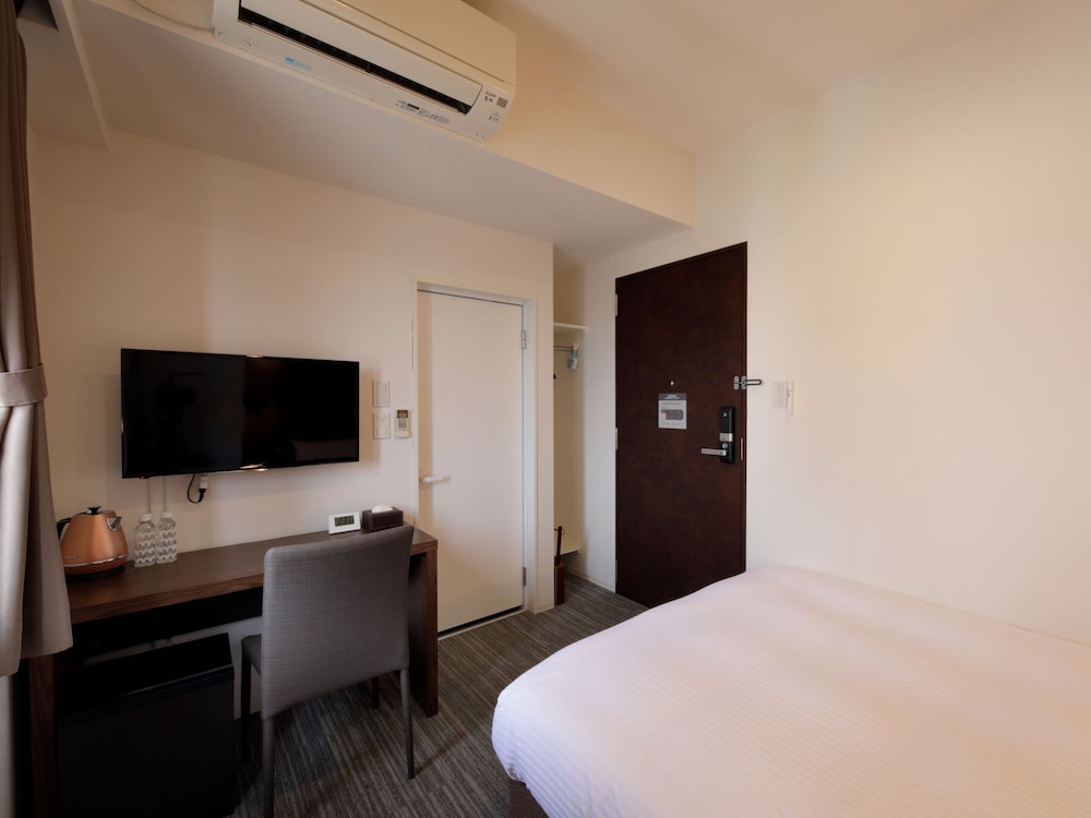 [禁煙] ダブルルーム 客室1 | スマートプレイスイン京都四条大宮イースト