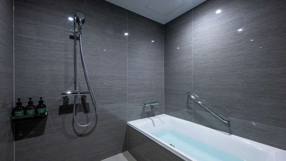 スイート シングルベッド 2 台 クラブラウンジ利用可 客室5 | ANAクラウンプラザホテル秋田 by IHG