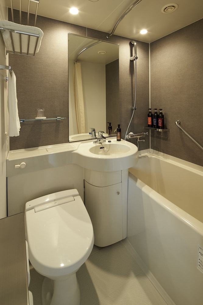 スタンダード ツインルーム 喫煙 バスルーム0 | DEL style 大阪東天満 by Daiwa Roynet Hotel