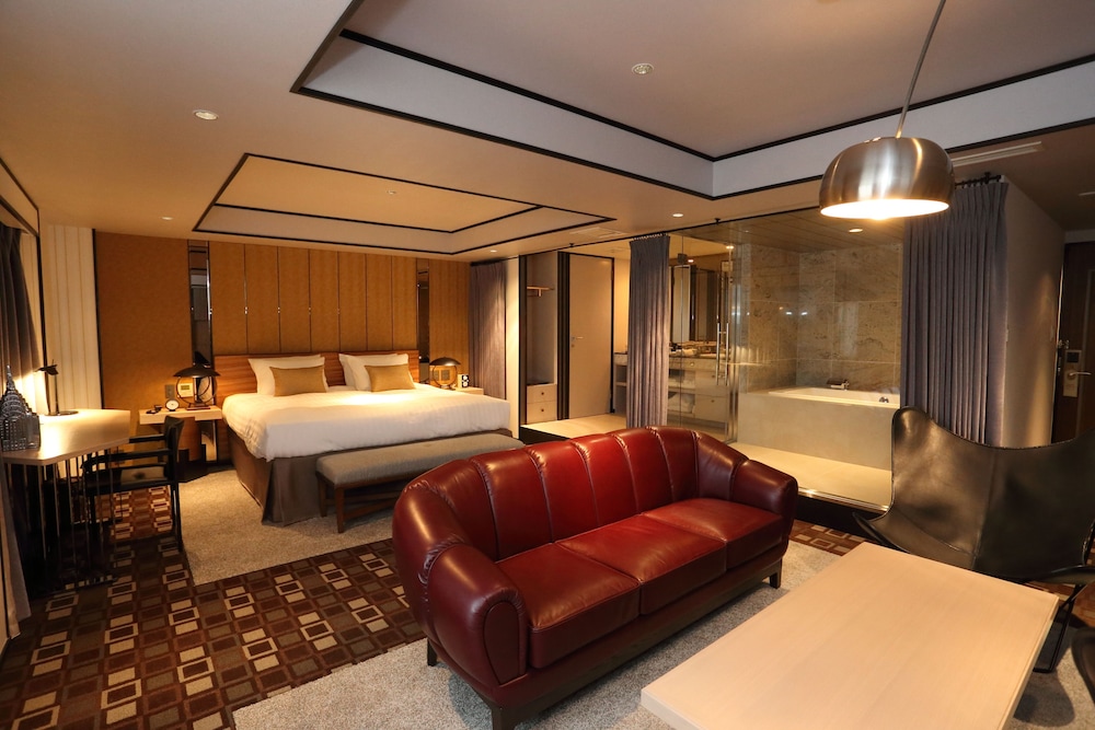 ジュニア スイート 禁煙 (チェックイン: 午後2時から/ チェックアウト: 午前11時まで) 客室1 | 古名屋ホテル