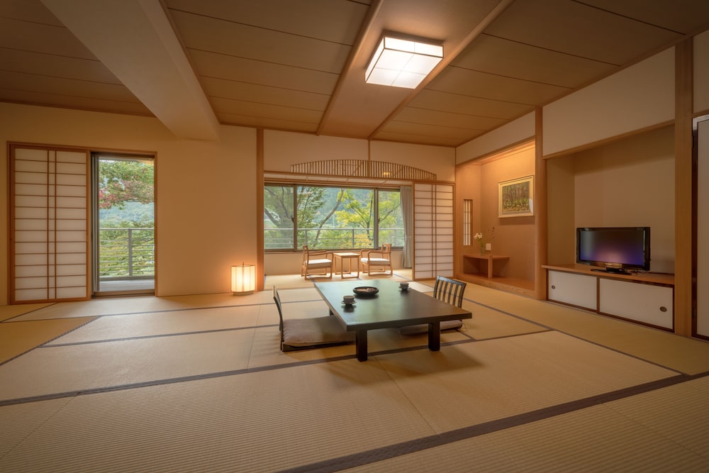 和室 客室4 | 摺上亭大鳥