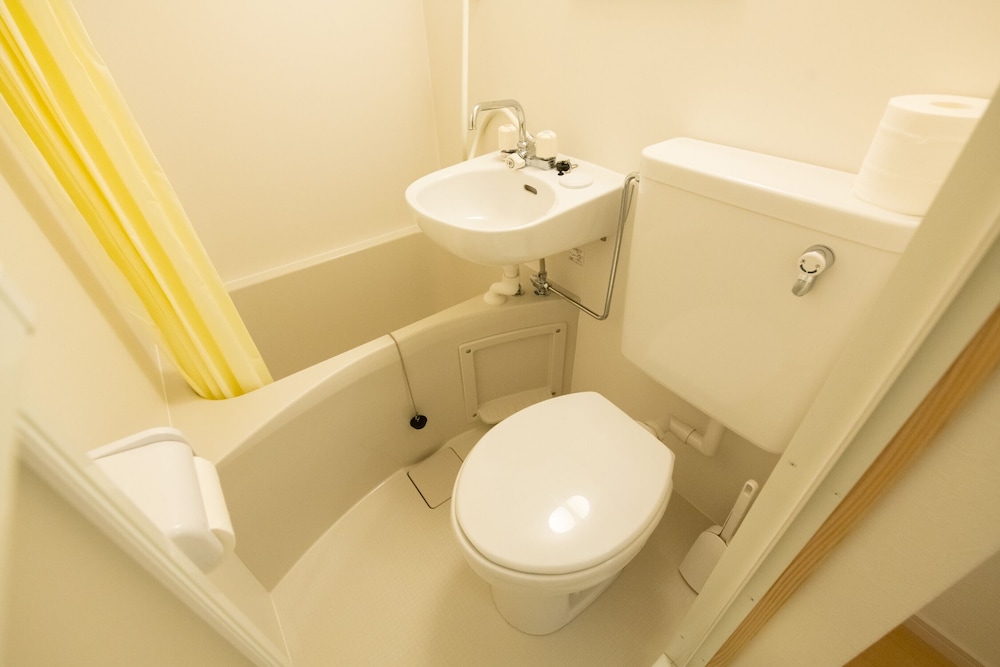 ベーシック 4 人部屋 客室4 | デスティニーイン境港