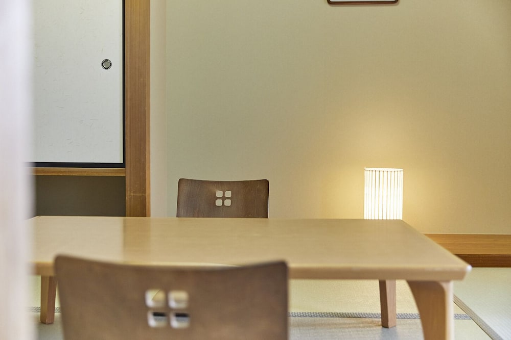 和洋室（バス付）禁煙 客室1 | 亀の井ホテル 一関