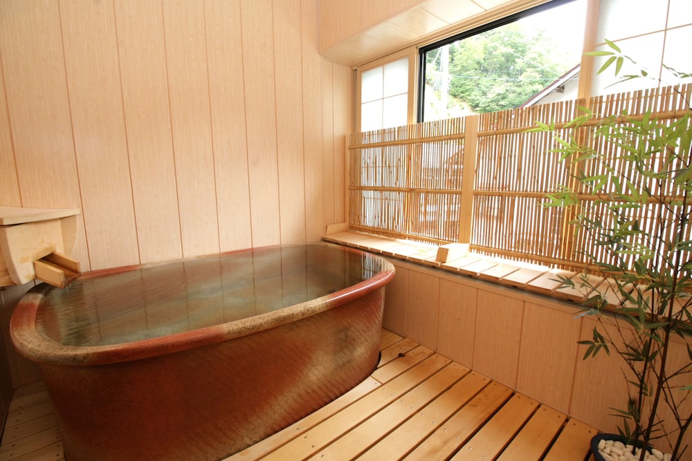 特別室 険坂 禁煙 深めの浴槽0 | 松田屋旅館