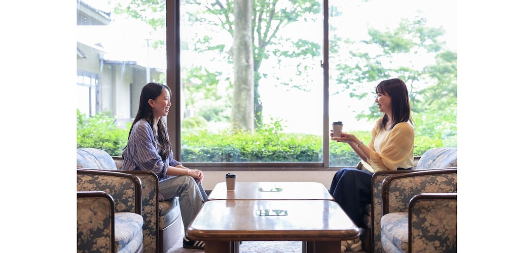 ロビーラウンジ1 | いこいの村 能登半島 ロビーラウンジ1 | いこいの村 能登半島