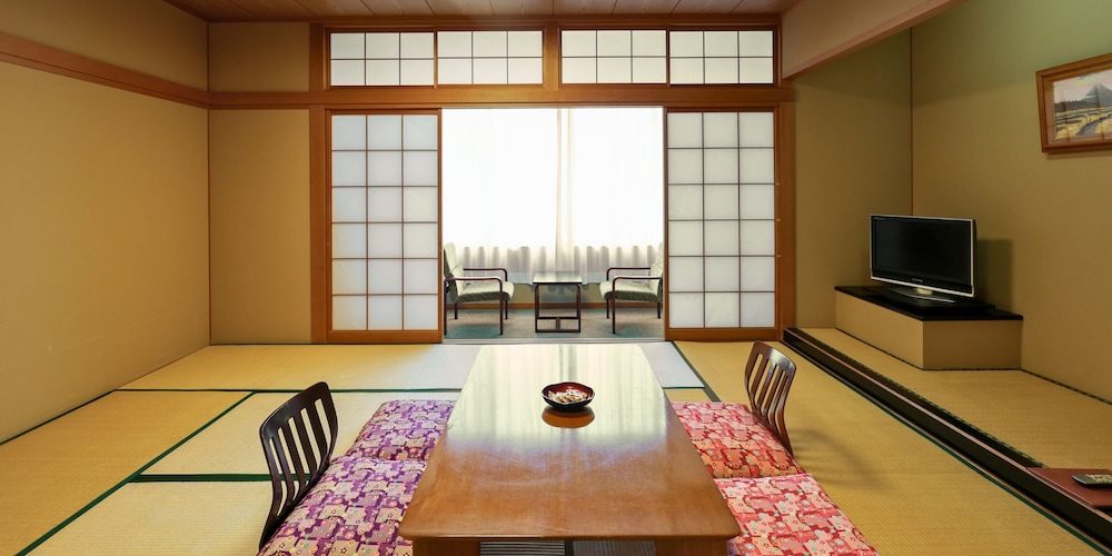 和室 禁煙 客室3 | いこいの村 能登半島