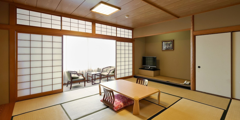 和室 禁煙 客室1 | いこいの村 能登半島