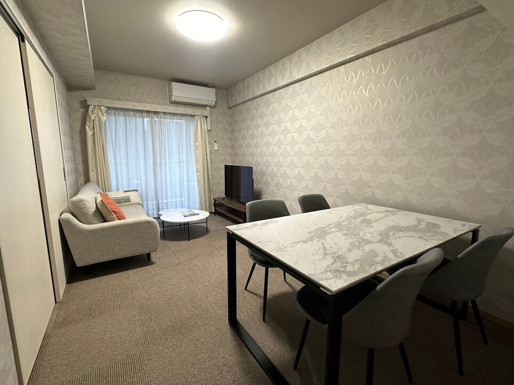 デザイン スイート 1 ベッドルーム 禁煙 リバービュー | ランドーホテル福岡