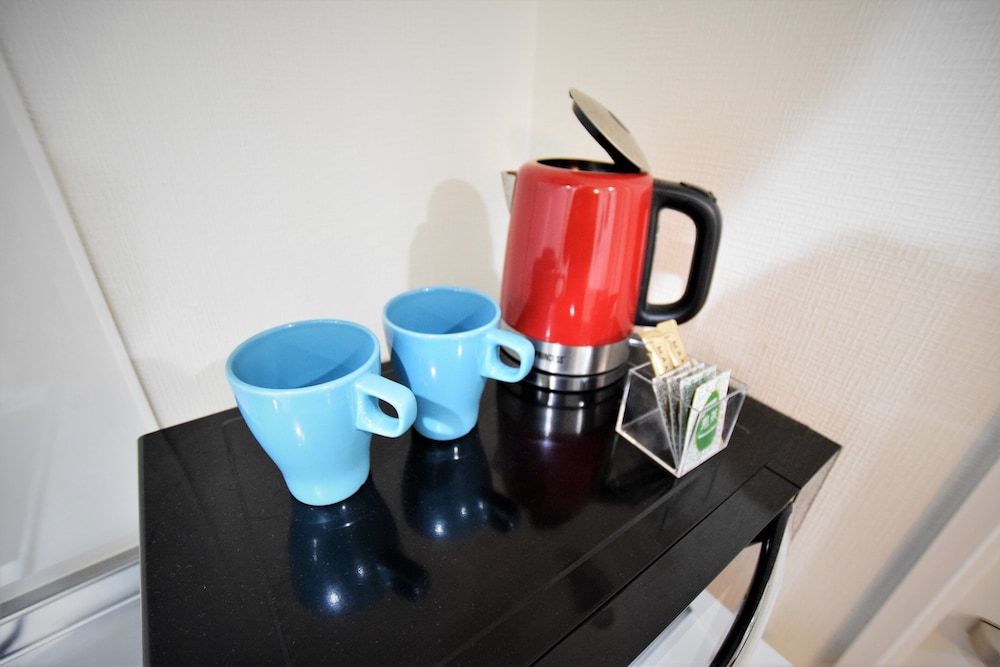 デザイン ダブルルーム ダブルベッド 1 台 禁煙 リバービュー 客室の設備とサービス2 | ランドーホテル福岡