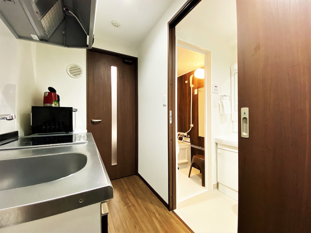 デザイン ダブルルーム ダブルベッド 1 台 禁煙 リバービュー 客室1 | ランドーホテル福岡