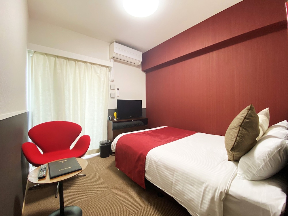 デザイン ダブルルーム ダブルベッド 1 台 禁煙 リバービュー 客室2 | ランドーホテル福岡