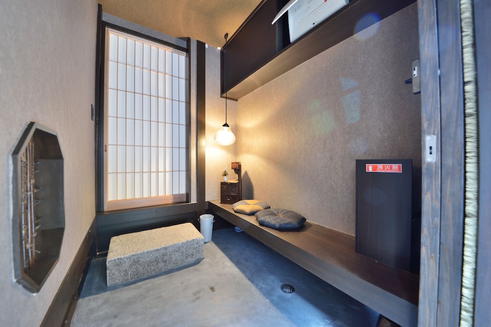 内部エントランス1 | ラグジュアリー 町家 たけや 別館