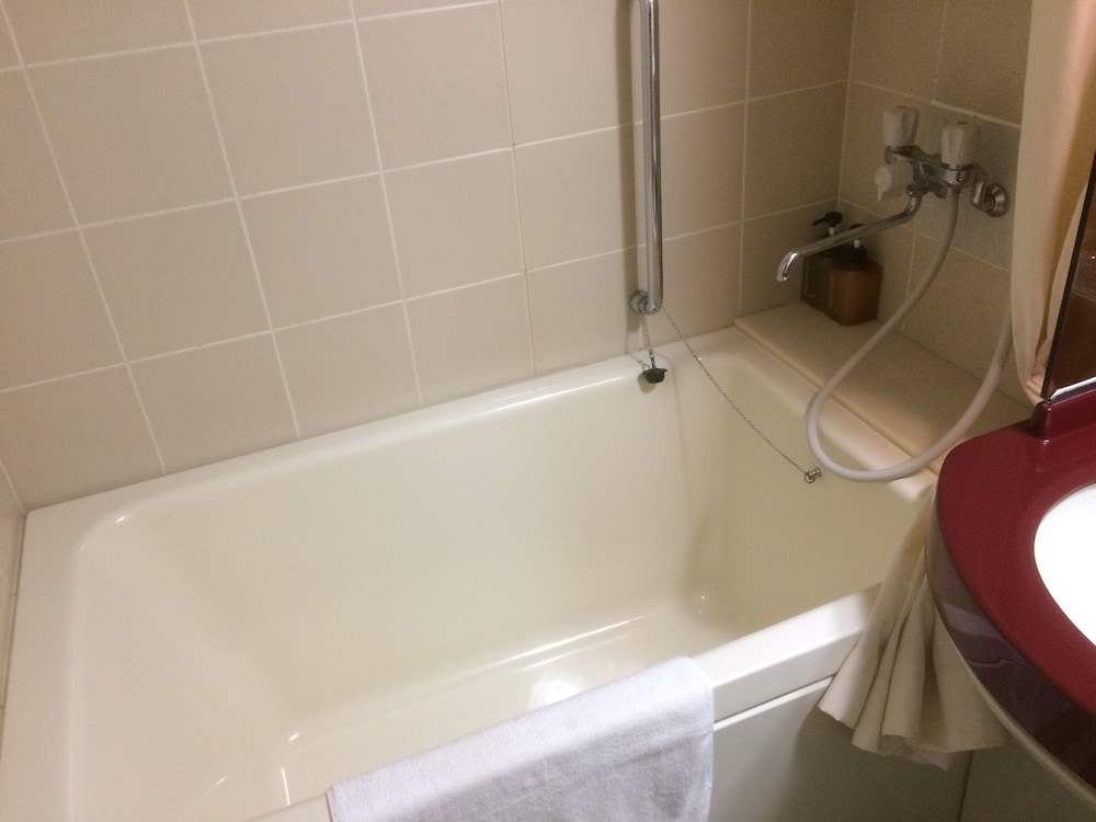 ツインルーム 喫煙可 深めの浴槽0 | プリンスホテル下関