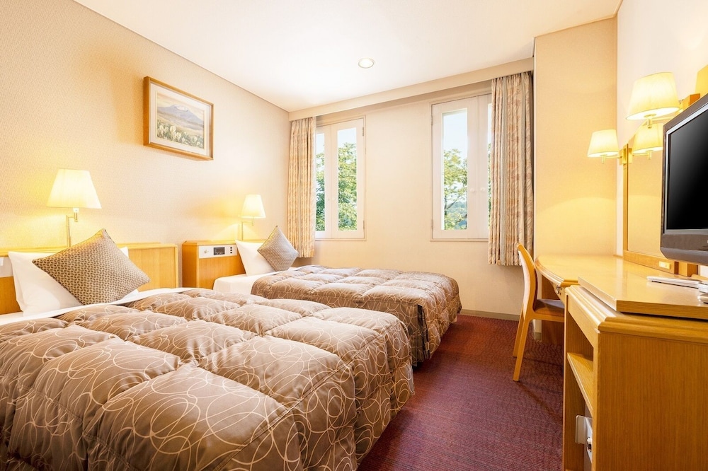 ツイン（バス付）禁煙 | 亀の井ホテル 福井