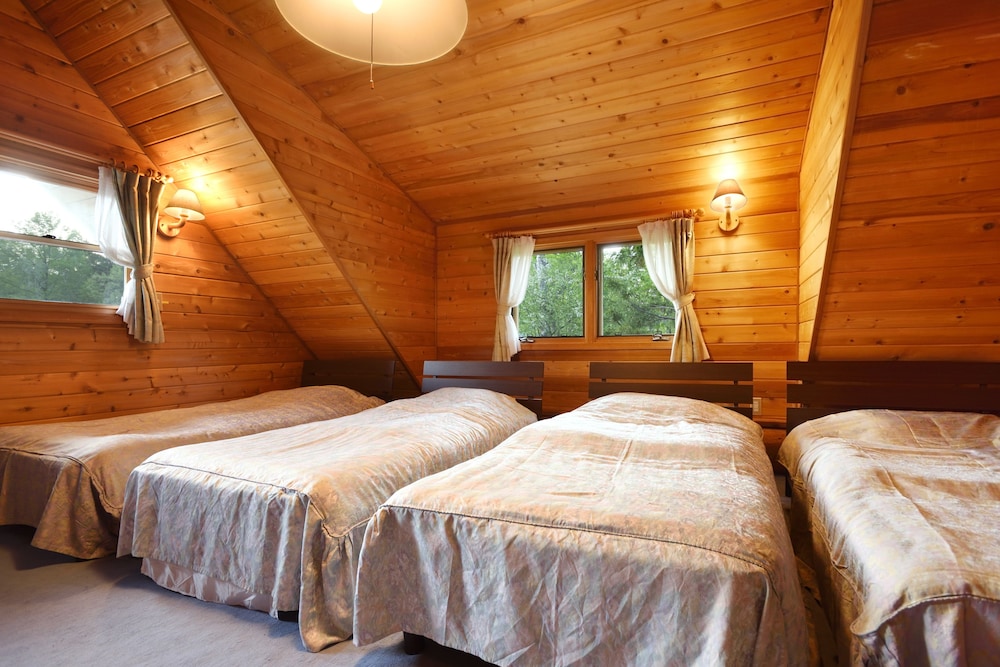 大型ログハウス 客室4 | ウルベビレッジ