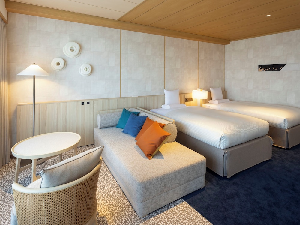 [オーシャンビュー] デラックスルーム（ビューバス付）（4名定員) 禁煙 客室1 | 亀の井ホテル 赤穂