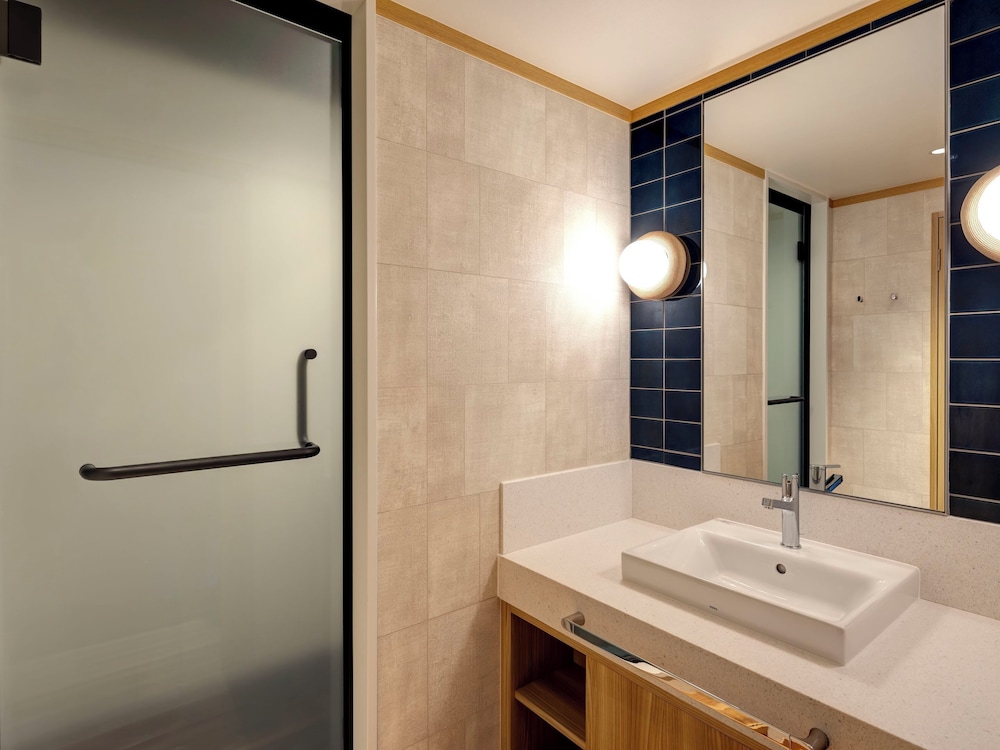 [オーシャンビュー] スーペリアツイン（シャワーブース付）（禁煙） 客室2 | 亀の井ホテル 赤穂