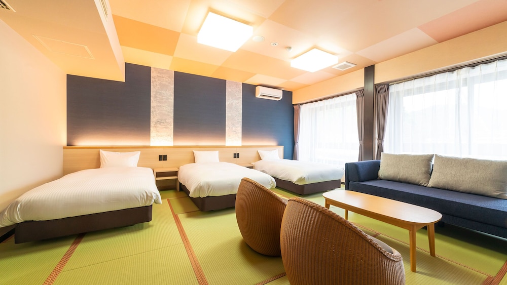 [禁煙] スーペリア和ベッドトリプル内風呂なし | 大江戸温泉物語Premium きのさき