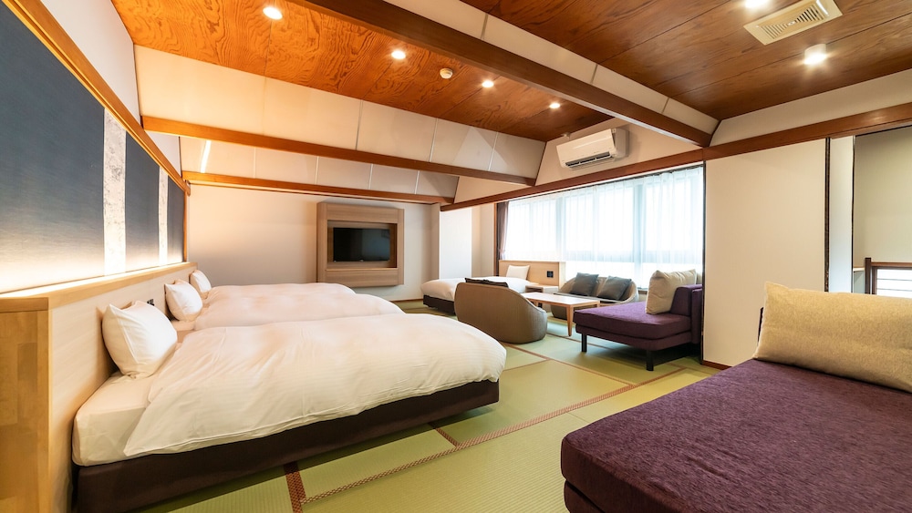 [禁煙] スーペリア和ベッドフォース 6名定員内風呂なし | 大江戸温泉物語Premium きのさき