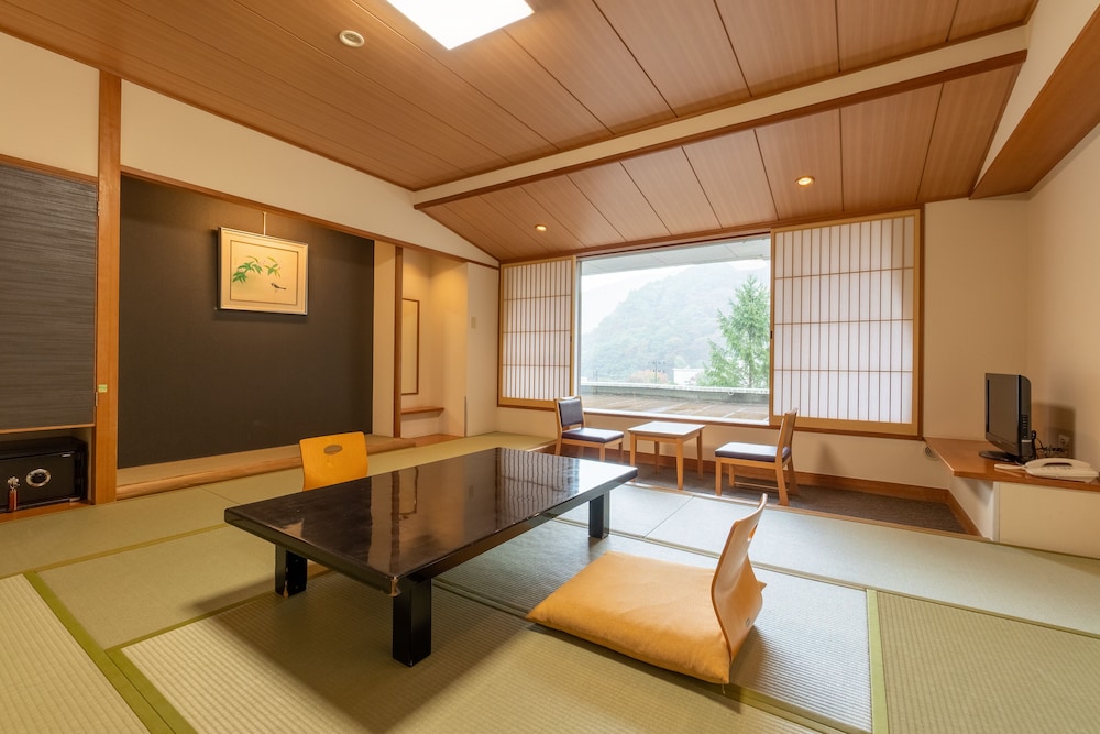 客室1 | 大江戸温泉物語 東山グランドホテル 客室1 | 大江戸温泉物語 東山グランドホテル