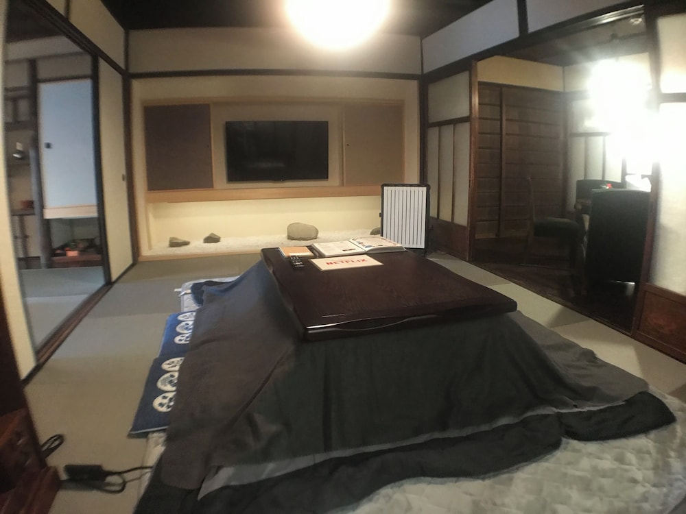 京町家 リビング エリア1 | 幻-毘沙門-