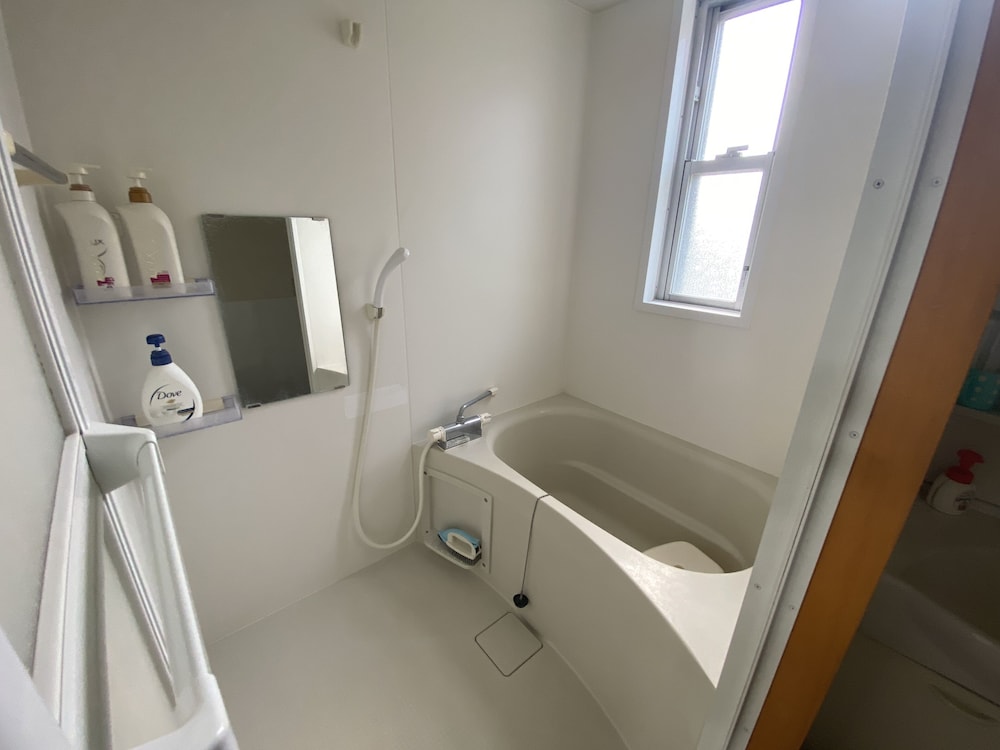 コテージ バスルームのシンク0 | 備瀬ハウス