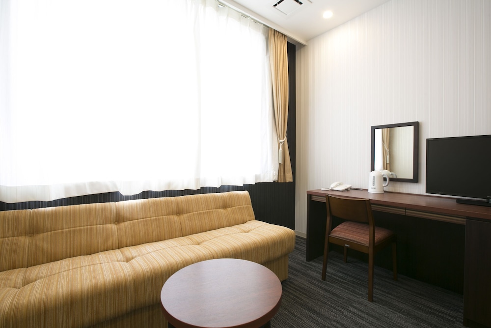 新本館 ダブルルーム 禁煙 客室2 | ホテル精養軒