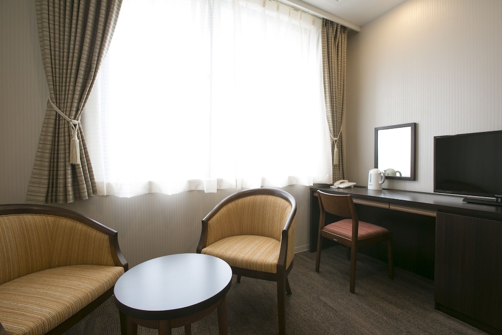 新本館 ツインルーム 禁煙 客室1 | ホテル精養軒