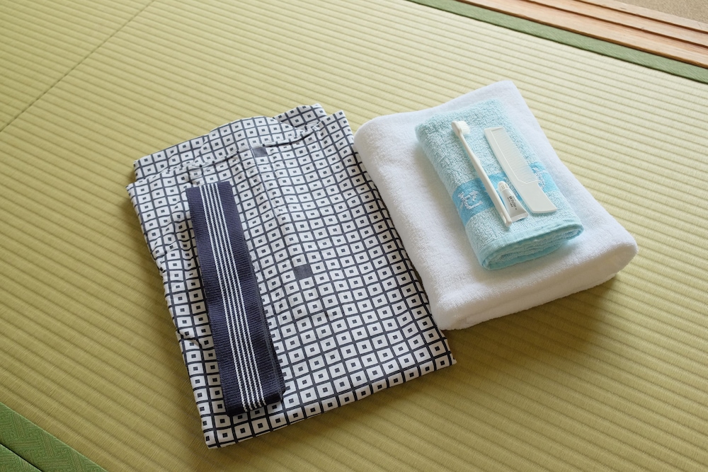 和室7.5畳 バス・トイレ別 客室8 | サンセットすさみ
